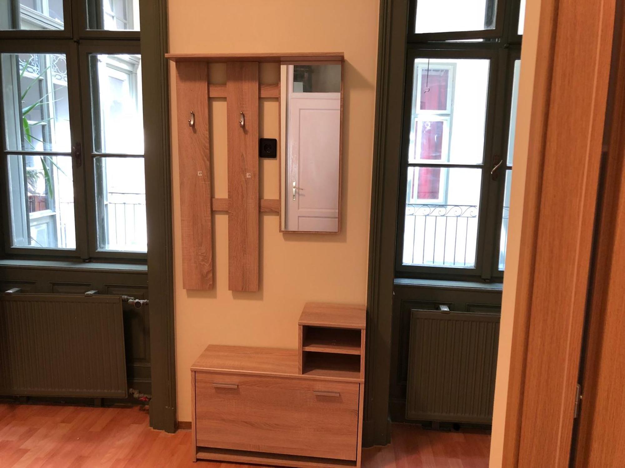 Kecskmeti Budapeste